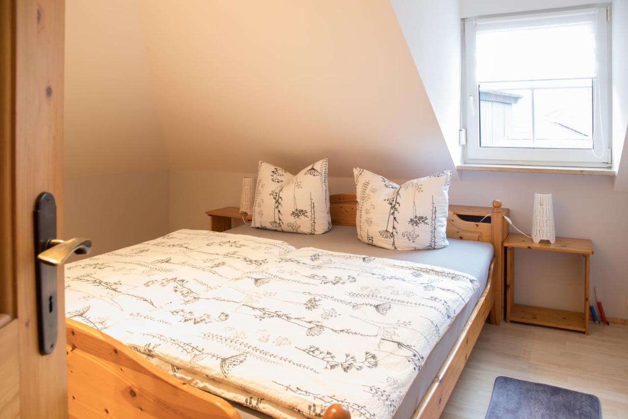 Ferienwohnungen Wittmann, Wohnung 2 Og., Fuer Bis Zu 3 Personen Bad Staffelstein Buitenkant foto